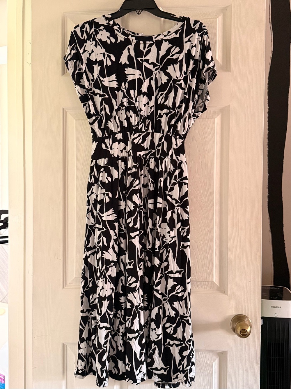 Black & White Floral Midi Dress with Elastic Waist - Women's Midi Dress
